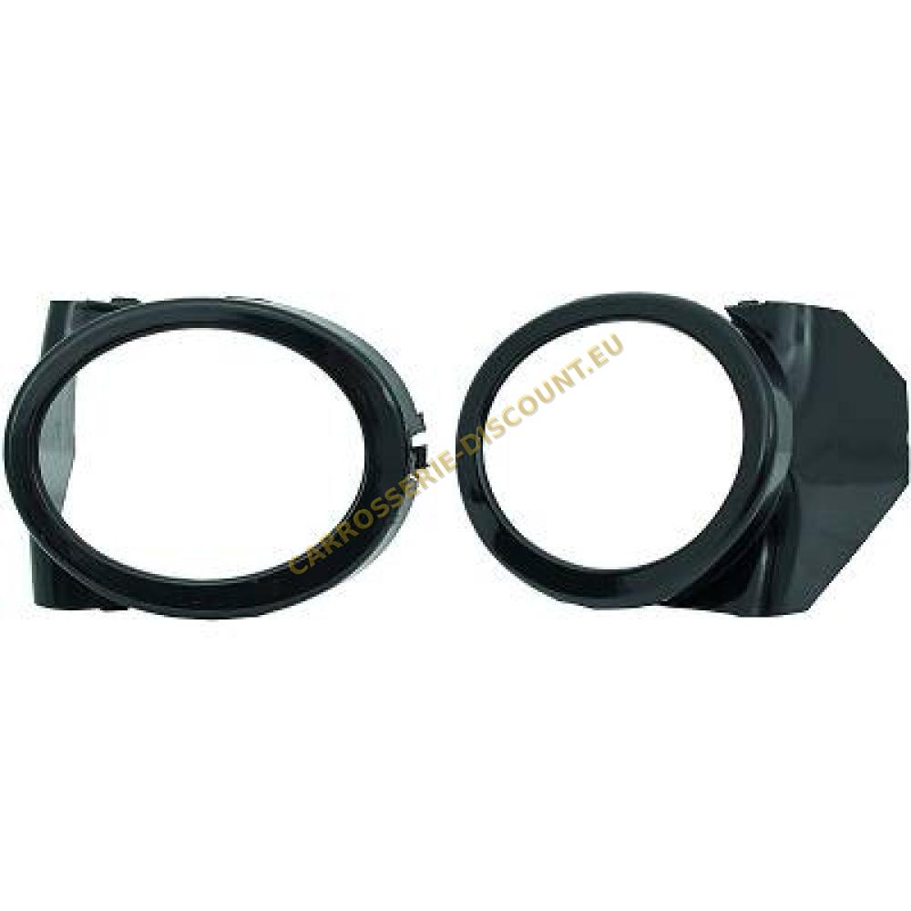 Enjoliveur, projecteur antibrouillard côté conducteur + passager av. — BMW Série 3 (E46) Coupé/Cabrio (1999-2003) (+3)