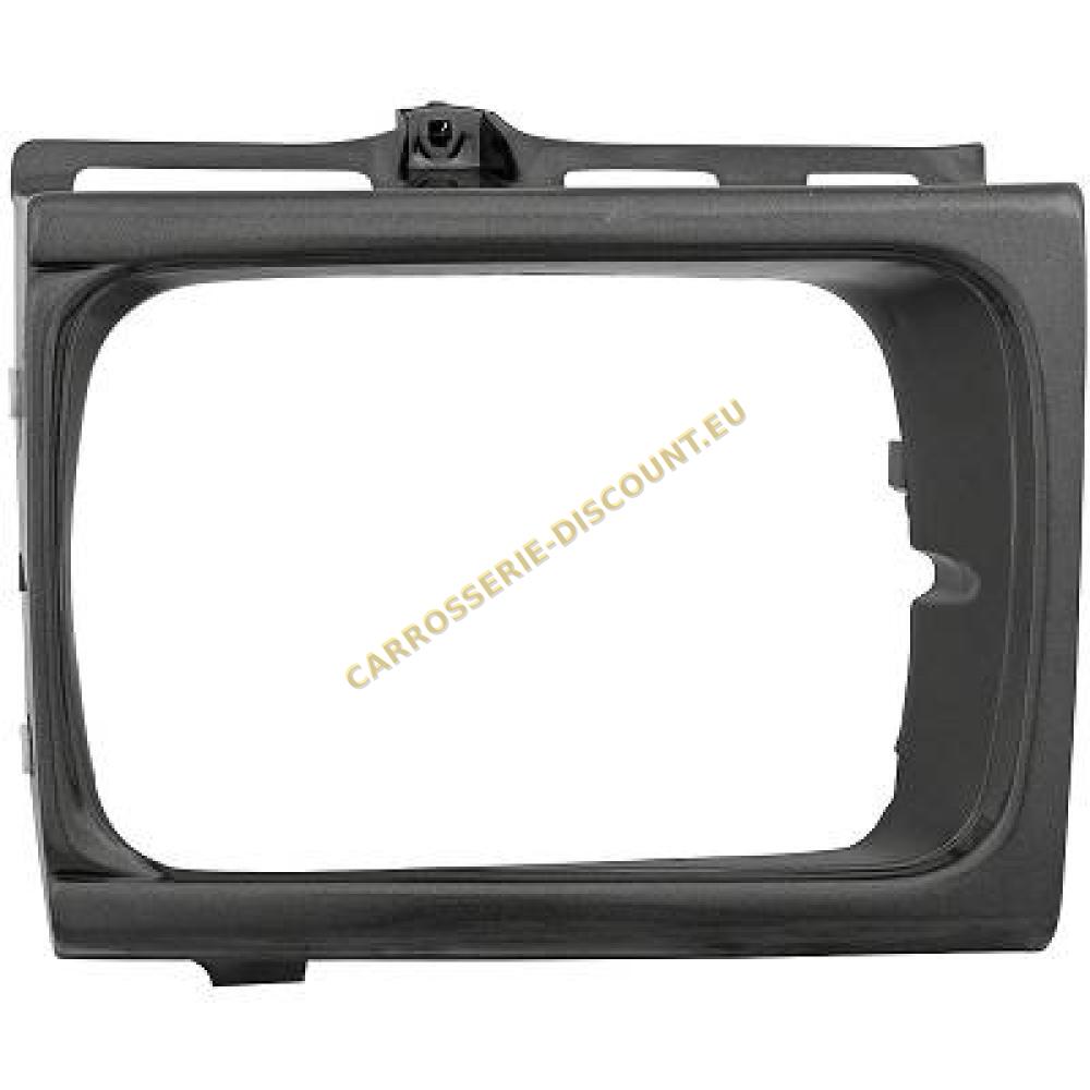 Bordure de phare gauche — Volkswagen Taro 4WD (1989-1997)