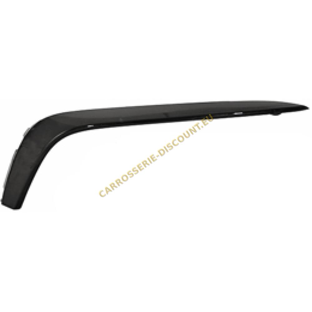 Baguette et bande protectrice, pare-chocs avant — Mercedes-Benz C-Classe W205 (2014-2018)